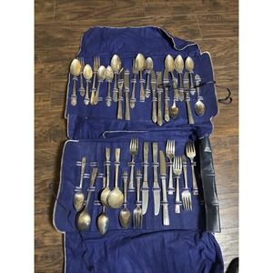 Vintage Wm Rogers Oneida Silverplate Flatware Lot Spoons Forks Knives w Roll